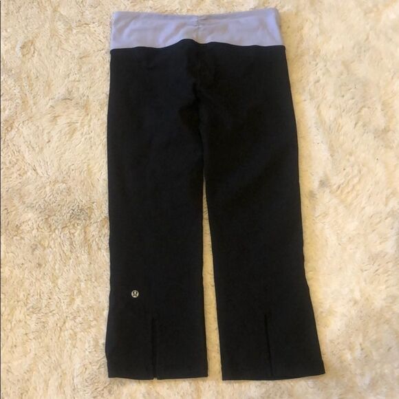 Lululemon clam diggers 6 (2827) - Picture 2 of 5